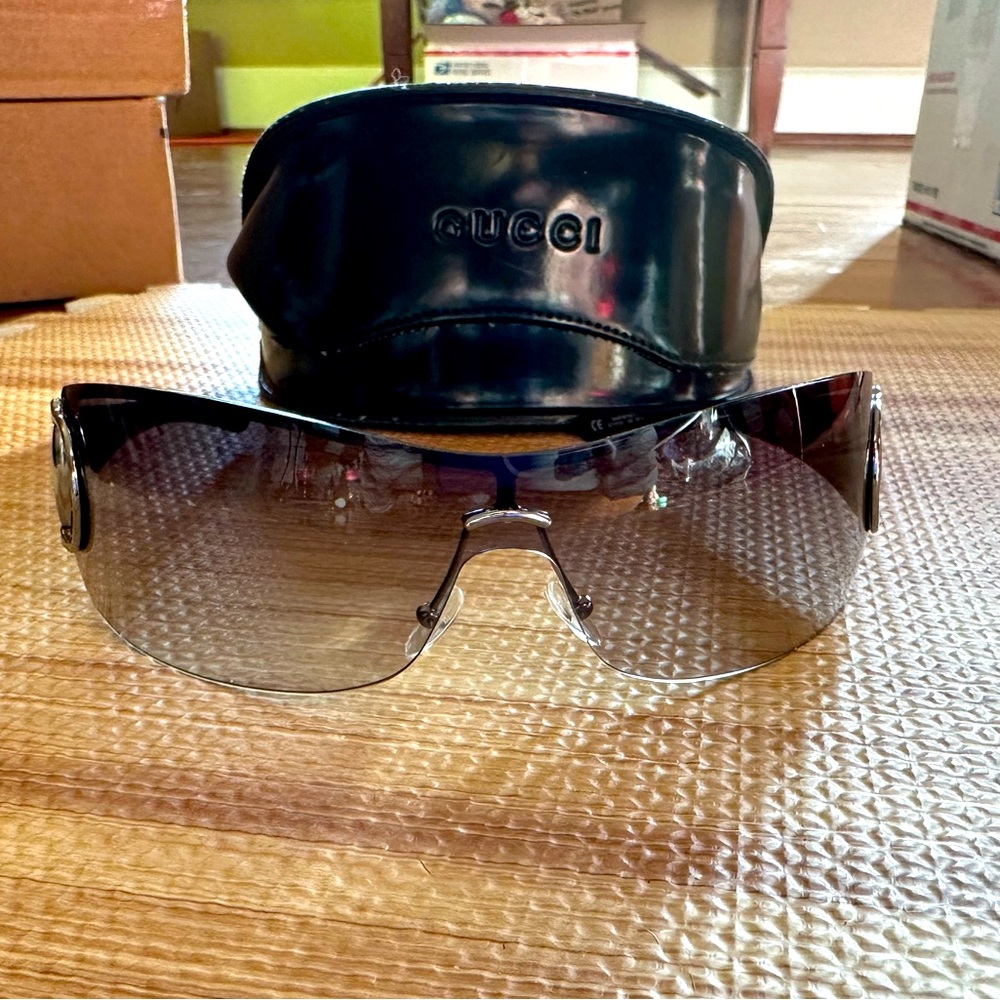 like new Gucci 2712/S Gunmetal Mirror Shield Sunglasses GG C Z8B